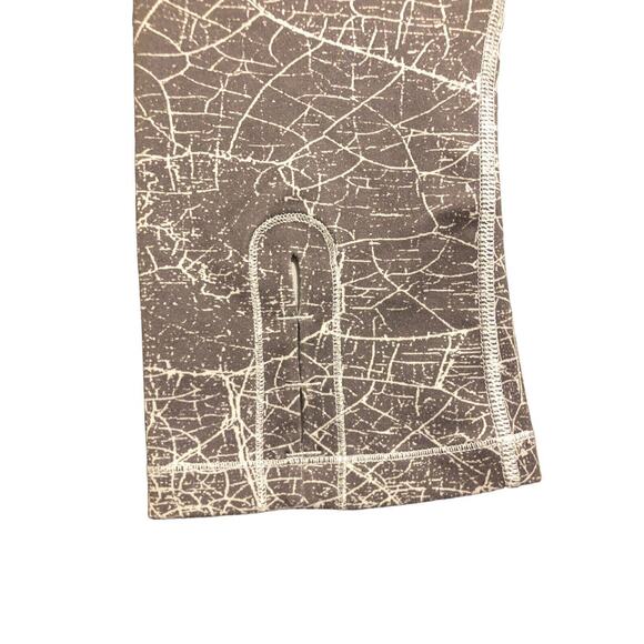 THE NORTH FACE Black White Dotted Abstract Print Leggings Size SP - Picture 4 of 7